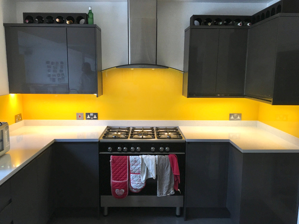 Glass Splashbacks in Kent, London, Surrey, Essex, Hertfordshire, The
